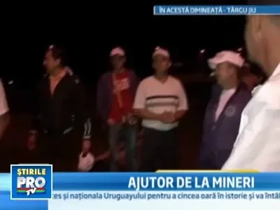 Minerii si-au donat masa gratuita sinistratilor din Moldova