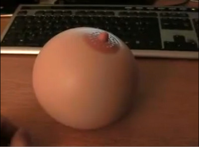 Stresati, domnilor? Sanul care calmeaza nervii, ideal in criza