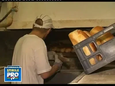 Meniul de criza al romanilor: paine la aburi si salam cu zgarciuri