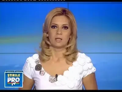 Un sofer norocos! A cazut de la 10 metri cu TIR-ul si a supravietuit