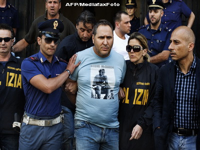 Mafia din Neapole a acaparat comertul cu rosii din Italia