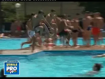 Strandurile, singura distractie ieftina pe timp de criza