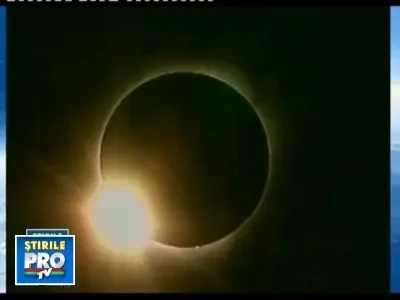 Campionatul mondial de fotbal are concurenta pe masura: o eclipsa de soare