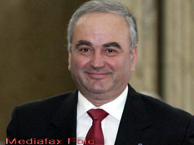 Santaj, coruptie si sute de mii de euro intr-un dosar cu nume grele