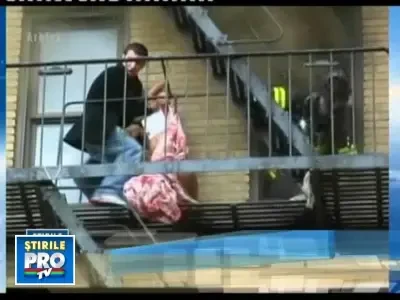 Socant. Scotea 10 lire de la bancomat si a fost batut crunt de un hot