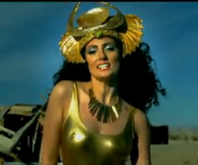 Claudia Pavel se vrea Cher, Gwen Stefani si Kesha la un loc! Video nou