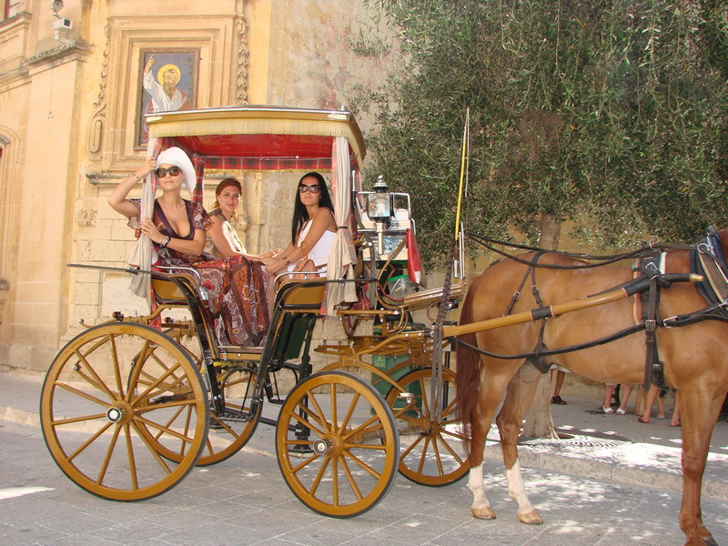 Fetele de la Heaven au castigat procesul impotriva fostului impresar