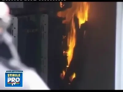 Incendiu la un transformator din Oradea
