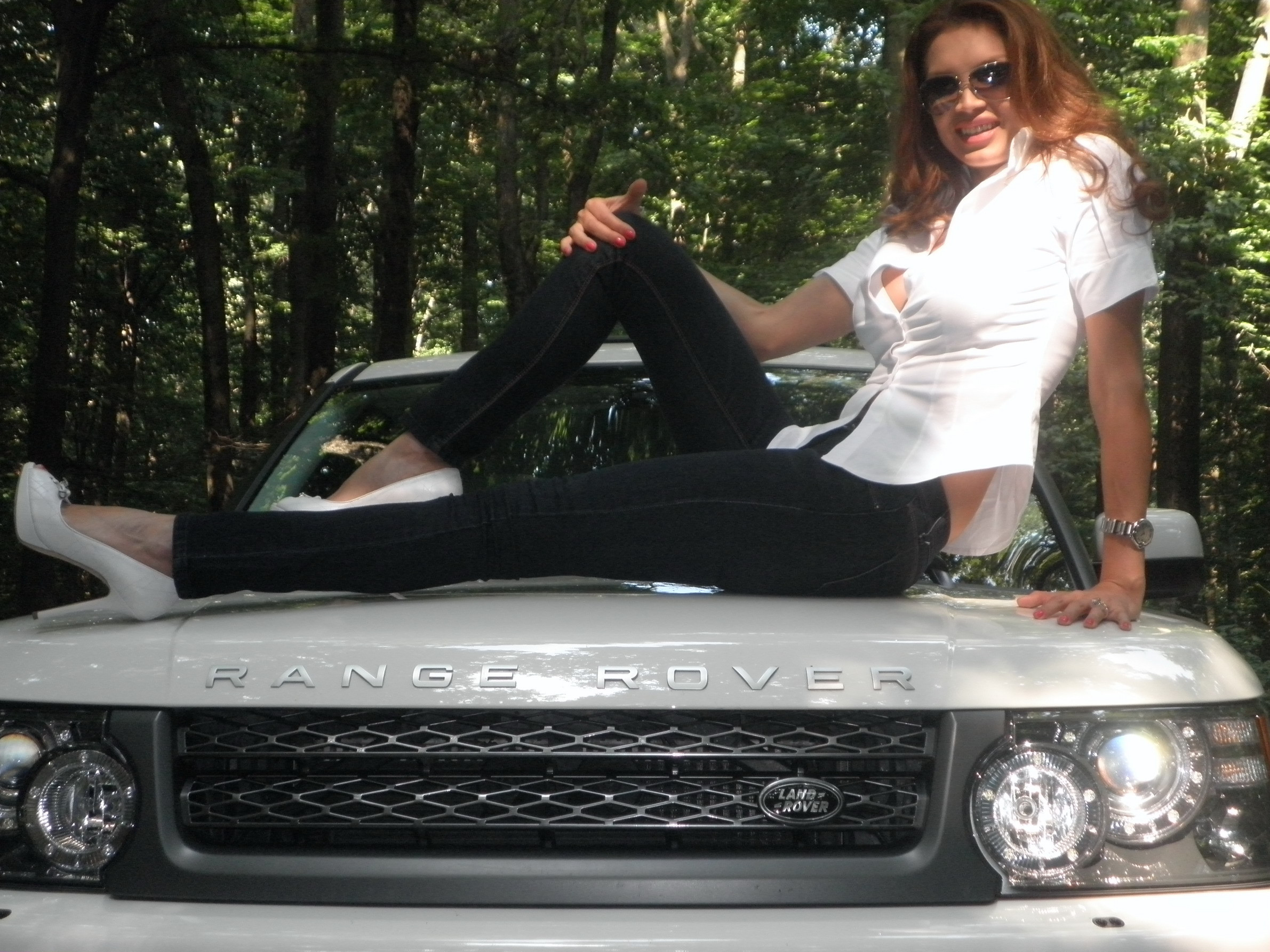 Cristina Spatar, maestra in condusul pe tocuri