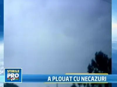 Revarsare de ape in Bistrita Nasaud. Zeci de oameni, in pericol