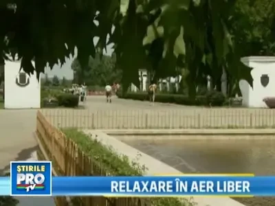 Relaxare in Capitala: desculti in Herastrau, Kiseleff doar pentru pietoni