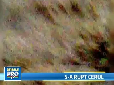 Furtuni violente au maturat vestul tarii! Codul portocaliu a facut ravagii