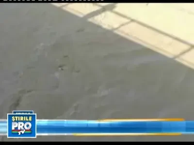 Moldova, din nou sub ape! Un copil si un barbat, ucisi de viitura