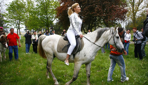 Ce vor face turistii straini in „gradina“ Romaniei. Reportaj din China