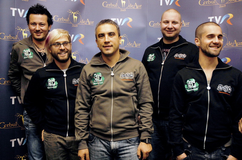 Asculta in premiera cel mai nou single Sistem "People are people"