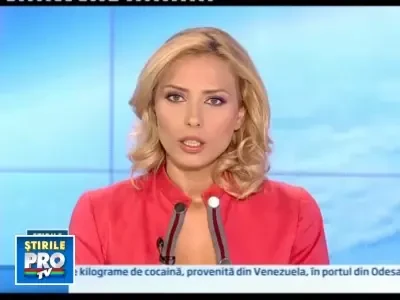 O mama si doi copii, grav raniti de un microbuz