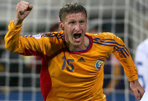 Apelul disperat al unui fotbalist pe Facebook. Nu intelege nimic din tema primita de fiica sa