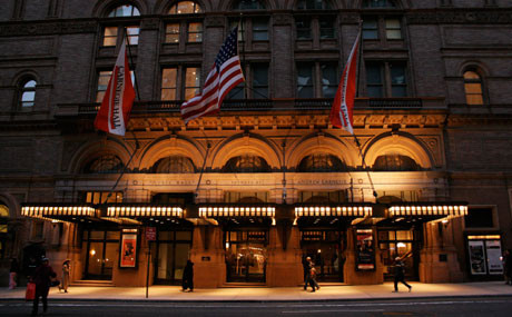Incep lucrarile de renovare la turnurile Carnegie Hall, din New York