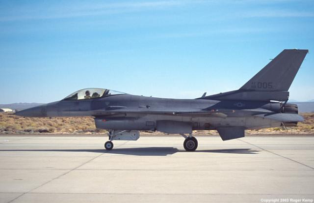 Criza ne lasa fara avioanele de lupta F16. Guvernul nu are bani