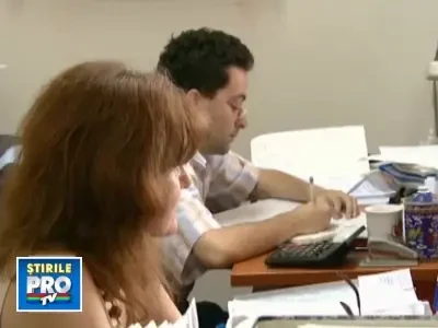 Scrisoarea FMI: Guvernul va da afara inca 74.000 de bugetari in 2010