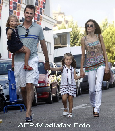 Printul Felipe si Letizia, in vacanta in Palma de Mallorca FOTO