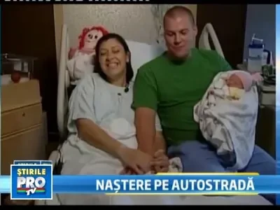 Si-a nascut fiica pe banda de urgenta a unei autostrazi din SUA