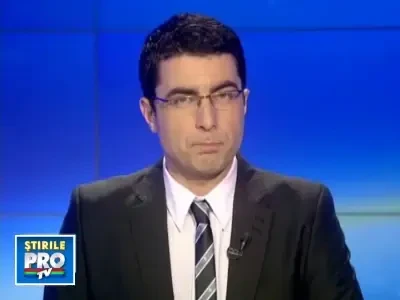 Cluj: Un tavan a picat peste 5 masini, strazile s-au inundat dupa o ploaie