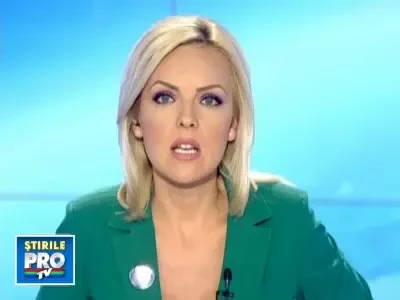 Fetita lovita pe trecere de o masina de politie, la Galati