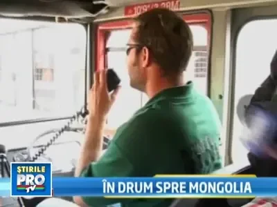 Nebunie scotiana: au plecat cu masinile vechi de pompieri, in Mongolia
