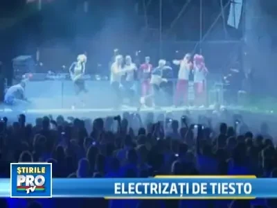 Distractie nebuna in deschiderea concertului "The Mission" la Navodari