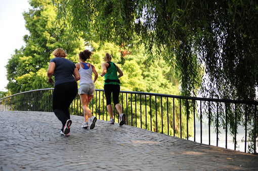 Riscul ca barbatii sa moara de infarct cand fac sport este de 20 de ori mai mare decat la femei
