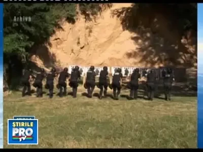 Salvarea bugetarilor: munca in strainatate sau concediul de boala