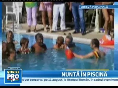 Casatorie inedita! Si-au unit destinele intr-o piscina din Timis