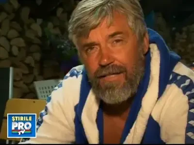 Casatorie inedita! Si-au unit destinele intr-o piscina din Timis