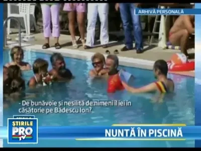 Casatorie inedita! Si-au unit destinele intr-o piscina din Timis
