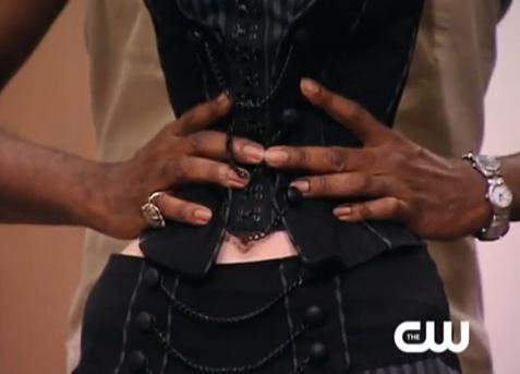 Infometare de top-model.Inaltimea 1,88, talia i-o cuprinzi cu mainile.Video