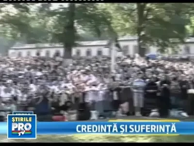 100 de pelerini, prezenti la slujba de la Nicula,au ajuns pe mana medicilor