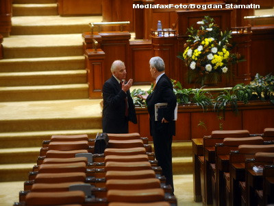 Deputatii si-au ales conducerea, componenta Biroului Permanent al Camerei a ramas neschimbata