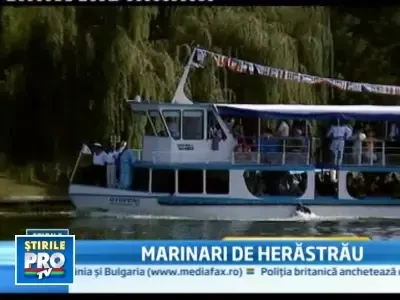 Ziua Marinei, sarbatorita si in Capitala, pe lacul Herastrau