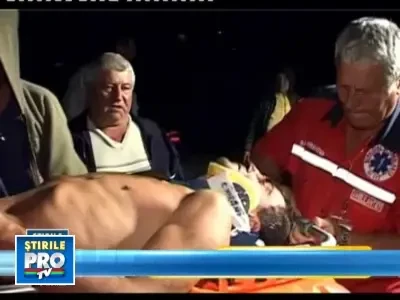 A urcat baut la volan si a ajuns cu masina direct intr-o rapa