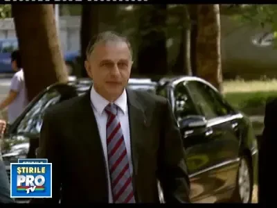 Mircea Geoana ramane presedintele Senatului: are sustinerea conducerii PSD