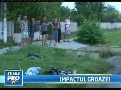 Grav accident pe E85! 2 morti, dupa ce un microbuz s-a ciocnit cu o duba