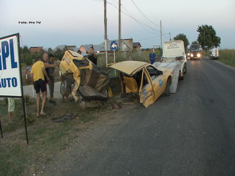 Doi frati, morti intr-un accident in Baia Mare, au fost inmormantati