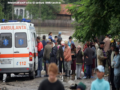 Trotuarul, periculos pentru pietoni. O femeie a fost zdrobita la Comarnic