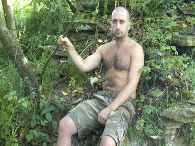 Iata-l pe omul care traieste fara bani, de doi ani