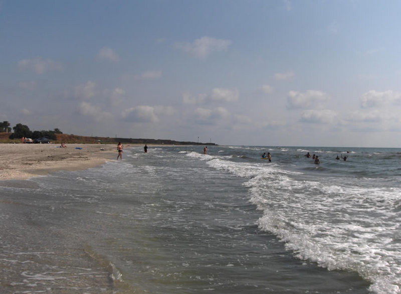 Iti intinzi cortul pe plajele de la Vadu sau de la Corbu? Primesti amenda