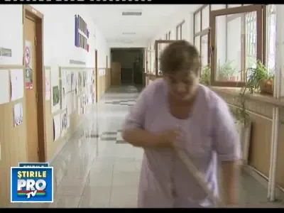 Angajatii din companiile de stat, cu salariile intregi. Ii ocoleste criza?