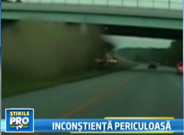 Accident filmat de politie: a plonjat cu masina si s-a facut praf de un pod