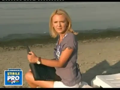 Dependenti de Internet. Romanii nu se dezlipesc de laptop nici in vacanta