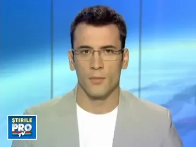 O ambulanta s-a izbit de un autoturism. Soferul masinii i-a taiat calea